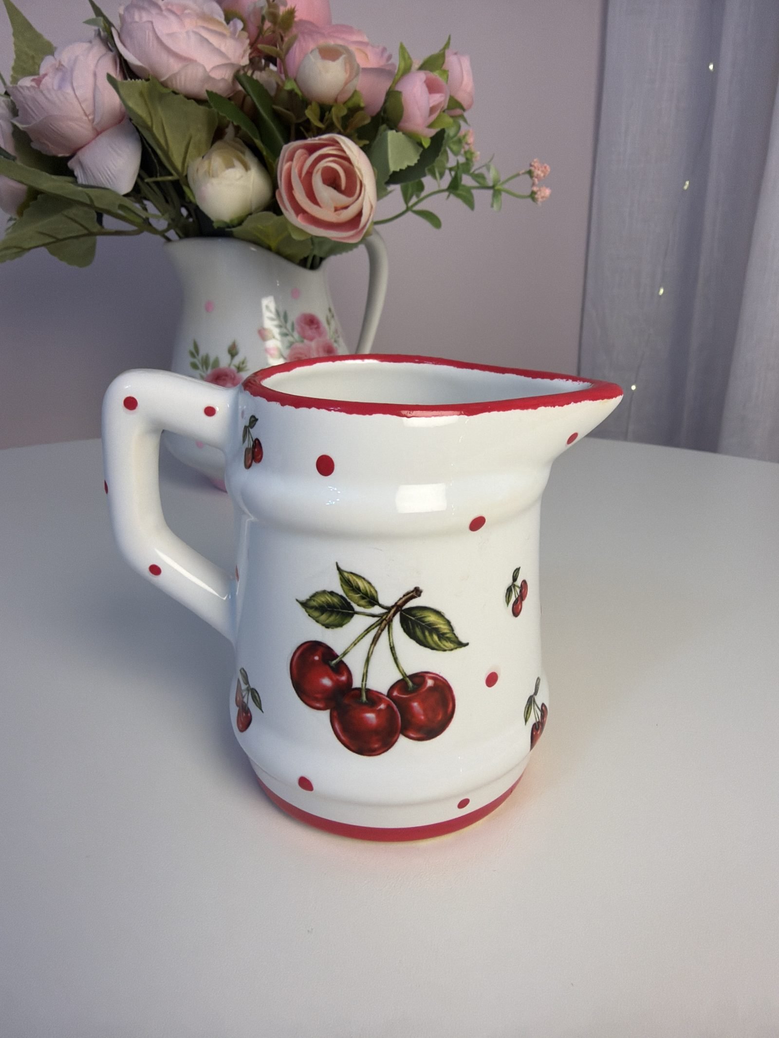 Jarra de Cerâmica Decorativa Cerejas e Poás Vermelho